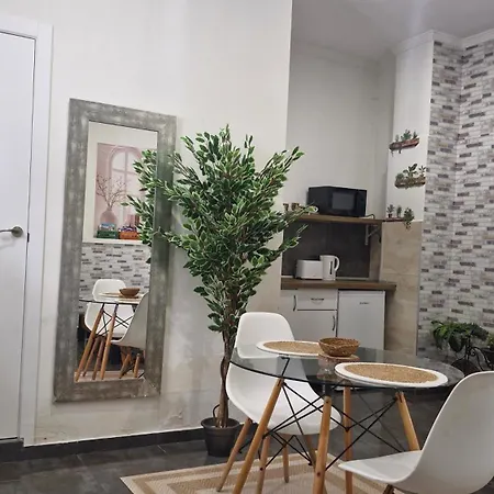 Estudios Gloria Apartament