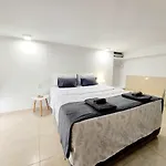 Estudios Gloria 아파트 *