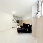 Estudios Gloria 아파트
