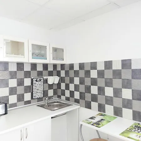 Estudios Gloria アパート アリカンテ